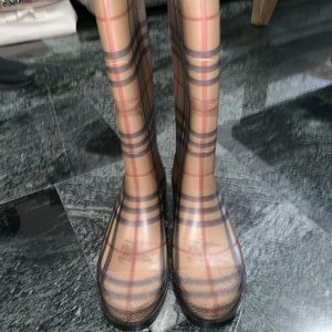 Burberry rain boots
